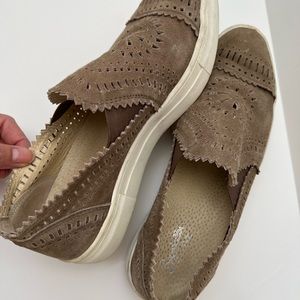 Seychelles Women's So Nice Fashion Sneaker Taupe 8